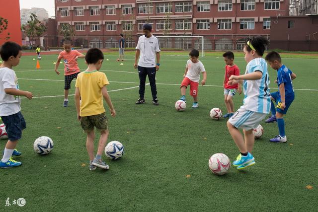 中国女篮无缘8强小组赛出局 首战被逆转太可惜